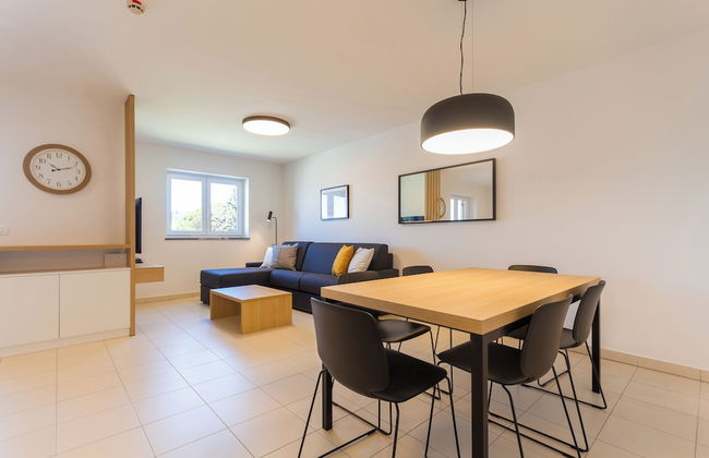 Premium Levant 212 Marina Apartment - Photo 6