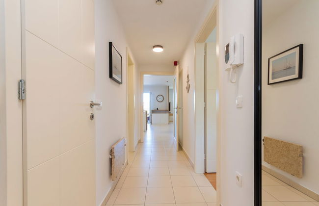 Premium Levant 212 Marina Apartment - Photo 17