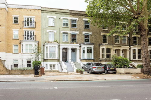 Foto 22 - Chiswick Gem: Stylish 1-bed Flat for Modern Living