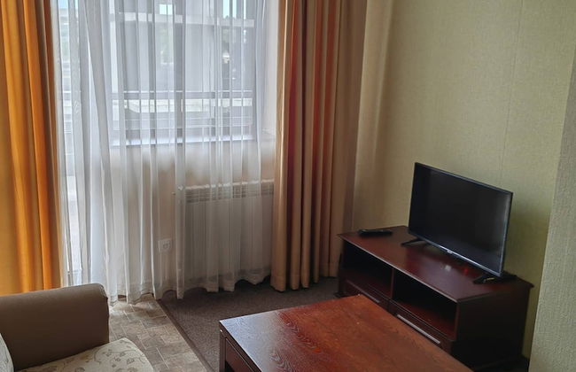Cosy Mountain View Apartment - 200mbps Wi-fi! - Photo 8