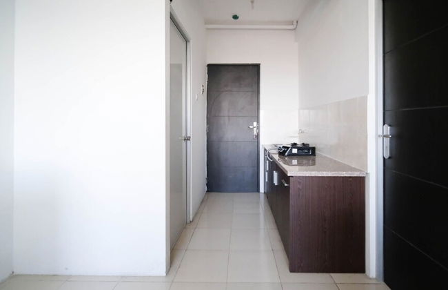 Simple 2Br With Extra Bed At Menara Rungkut Apartment - Photo 21