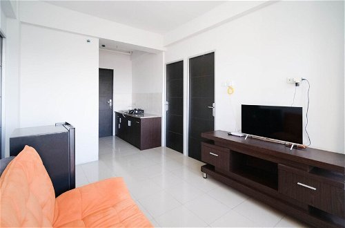 Foto 28 - Simple 2Br With Extra Bed At Menara Rungkut Apartment