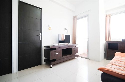 Photo 26 - Simple 2Br With Extra Bed At Menara Rungkut Apartment