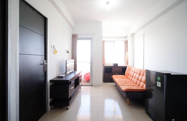 Simple 2Br With Extra Bed At Menara Rungkut Apartment - Photo 25