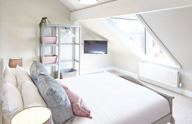 Host Stay Randolph House - Photo 49