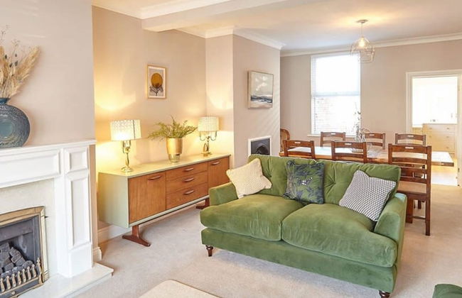 Host Stay Randolph House - Photo 34