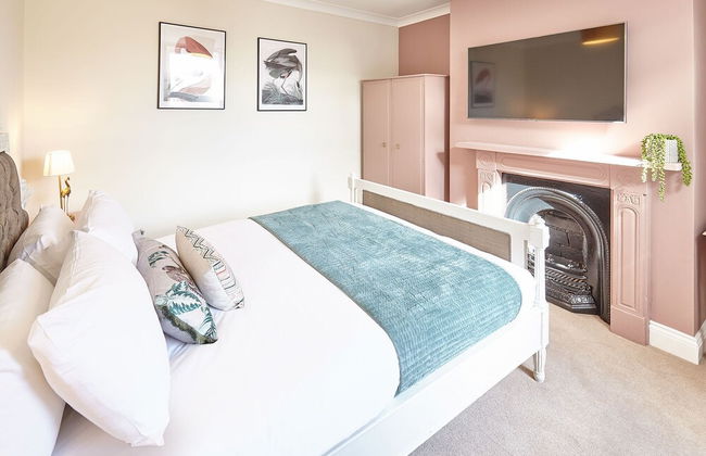 Host Stay Randolph House - Photo 22