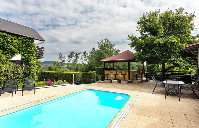 Cottage with pool playground and privacy - Foto 76