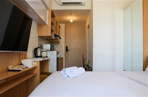 Photo 6 - Comfort Living Studio Room At Tokyo Riverside Pik 2 Apartment