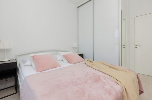 Photo 15 - Sarmacka Apartment Wilanow by Renters