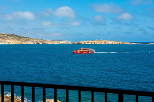 Photo 21 - Islet Seafront Apartment Corner Terrace