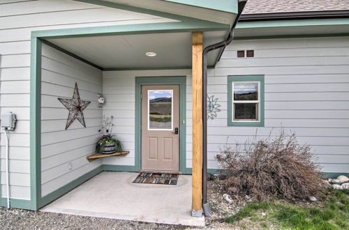 Photo 23 - Airy Emigrant Townhome w/ Sweeping Mtn Views