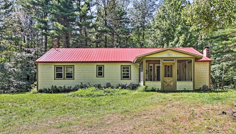 Foto 1 - Rustic Bradford Cottage - 14 Miles to Sunapee Mtn