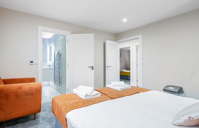 Crown Place 2 & 3 Bedroom Luxury Apts - Foto 52