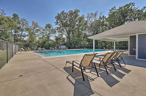 Photo 13 - Fayetteville House: Pool Access & Gas Grill