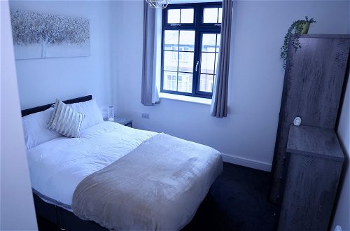 Foto 2 - Captivating 1-bed Apartment in Nottingham