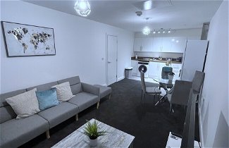 Photo 1 - Captivating 1-bed Apartment in Nottingham