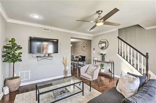 Photo 10 - Chic Townhome w/ Deck: 6 Mi to Dtwn Baltimore
