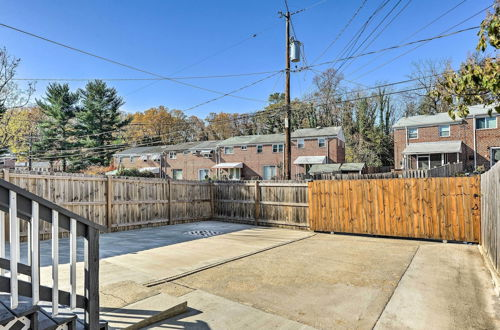 Photo 3 - Chic Townhome w/ Deck: 6 Mi to Dtwn Baltimore