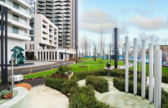 Stylish Studio Apartment With River Views in London s Bustling Docklands - Foto 24