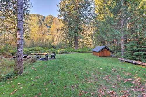 Foto 22 - Custom Riverfront Log Home Near Stevens Pass