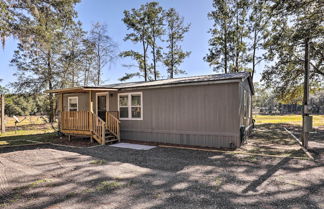 Foto 1 - Family Florida Lake House: Private Screened Porch