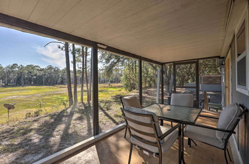 Photo 13 - Family Florida Lake House: Private Screened Porch