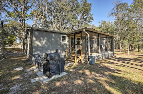 Foto 9 - Family Florida Lake House: Private Screened Porch