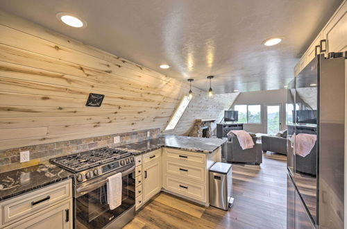 Foto 8 - Modern Guffey A-frame Cabin: Grill, 38 Acres