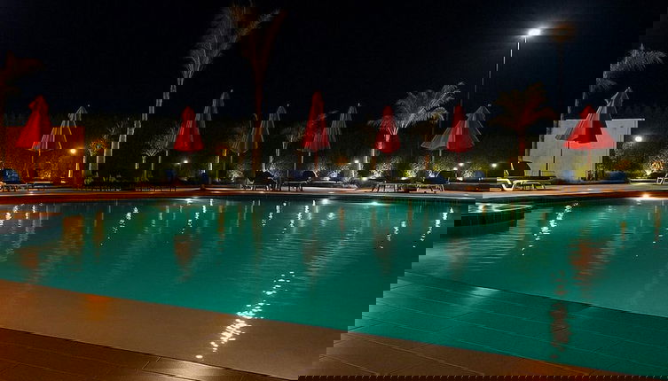 Photo 1 - Beachfront Chalet in Porto Said With P Garden