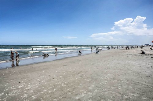 Photo 42 - Baywatch Gem: Oceanfront Condo w/ Beach & Pools