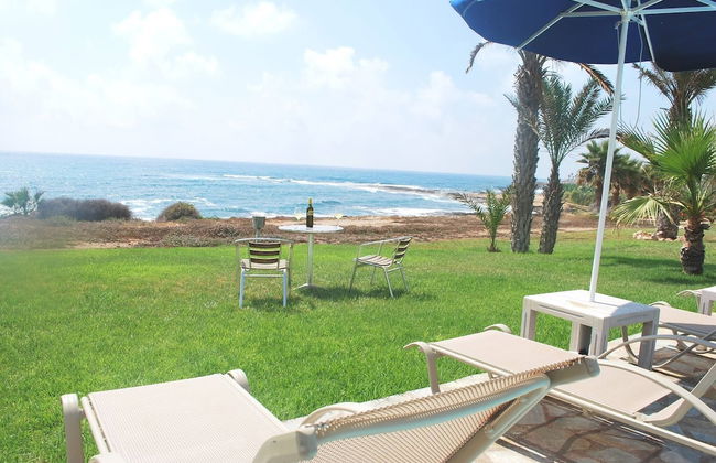 Sea Front Villa, Heated Private Pool, Amazing Location Paphos 323 - Photo 67