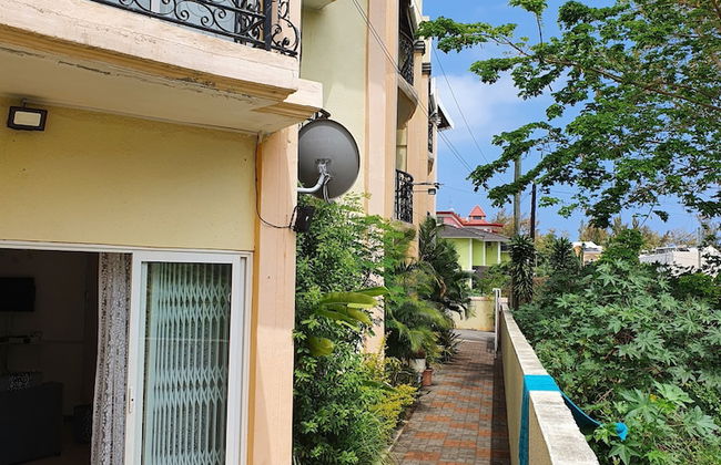Captivating 3-bed Apartment in Flic en Flac - Foto 22