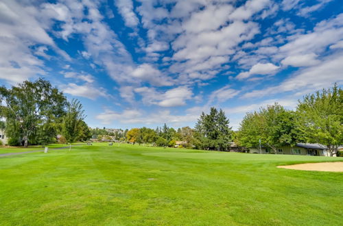 Photo 12 - Tasteful Tualatin Home: 40 Mi to Willamette Valley