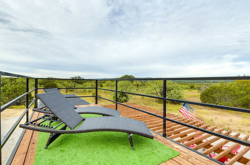 Photo 9 - Remote Strawn Container Home With Hot Tub