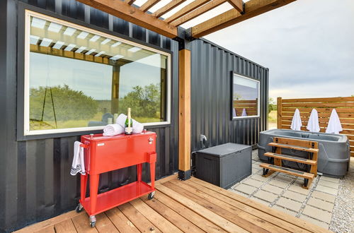 Photo 27 - Remote Strawn Container Home With Hot Tub