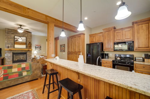 Photo 16 - Cozy Tuckasegee Condo in Bear Lake Reserve