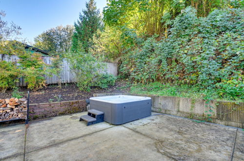 Photo 6 - Gig Harbor Vacation Rental w/ Private Hot Tub