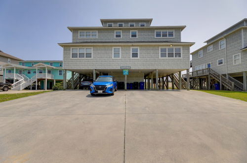 Photo 37 - Oceanfront Emerald Isle Escape w/ Private Hot Tub