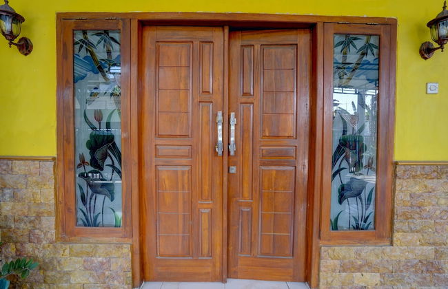 OYO Life 92840 Wisma Morricco - Foto 27