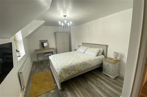 Photo 24 - Rostrevor Valley Holiday Park- En-suite Rooms with Hot tub and Private Car Service