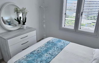 Photo 3 - White Luxury Apartment