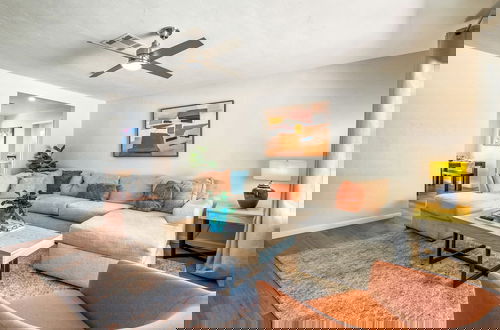 Photo 18 - 5BR Sleeps 10 Hot Tub Fire Pit Games & Walk to ASU
