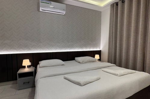 Foto 2 - Luxury Room Near Downtown