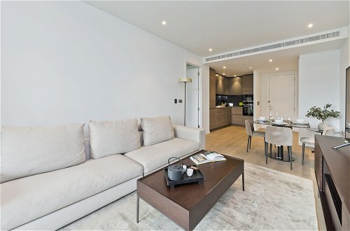 Photo 10 - Deluxe one Bedroom Apartment in Canary Wharf