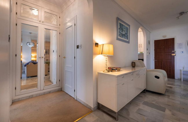 Neptune Suite-hosted by Sweetstay - Photo 50