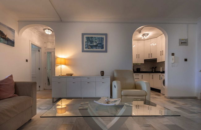 Neptune Suite-hosted by Sweetstay - Photo 33