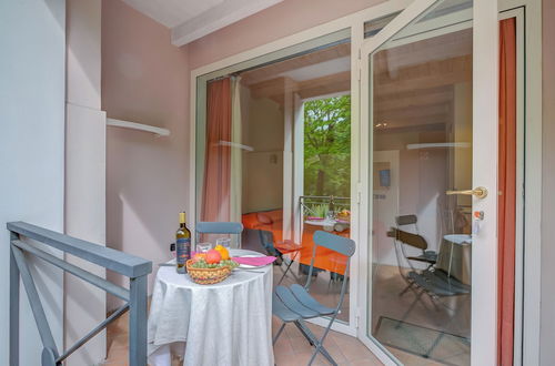 Photo 15 - Orange Apartment Desenzano With Wi-fi