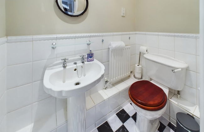 The Fosse Way Cottage - Breathtaking 5bdr Cottage With Parking Garden - Foto 23