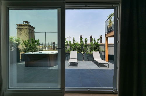 Photo 30 - Prestige Boutique Homes Aparthotel Piazza Duomo View